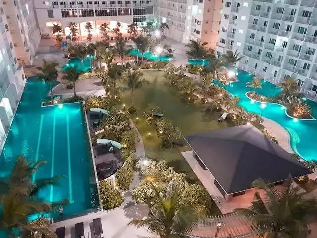 Shore Residences Moa View